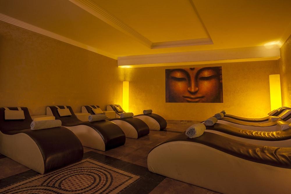 Otel Ayhan Antalya